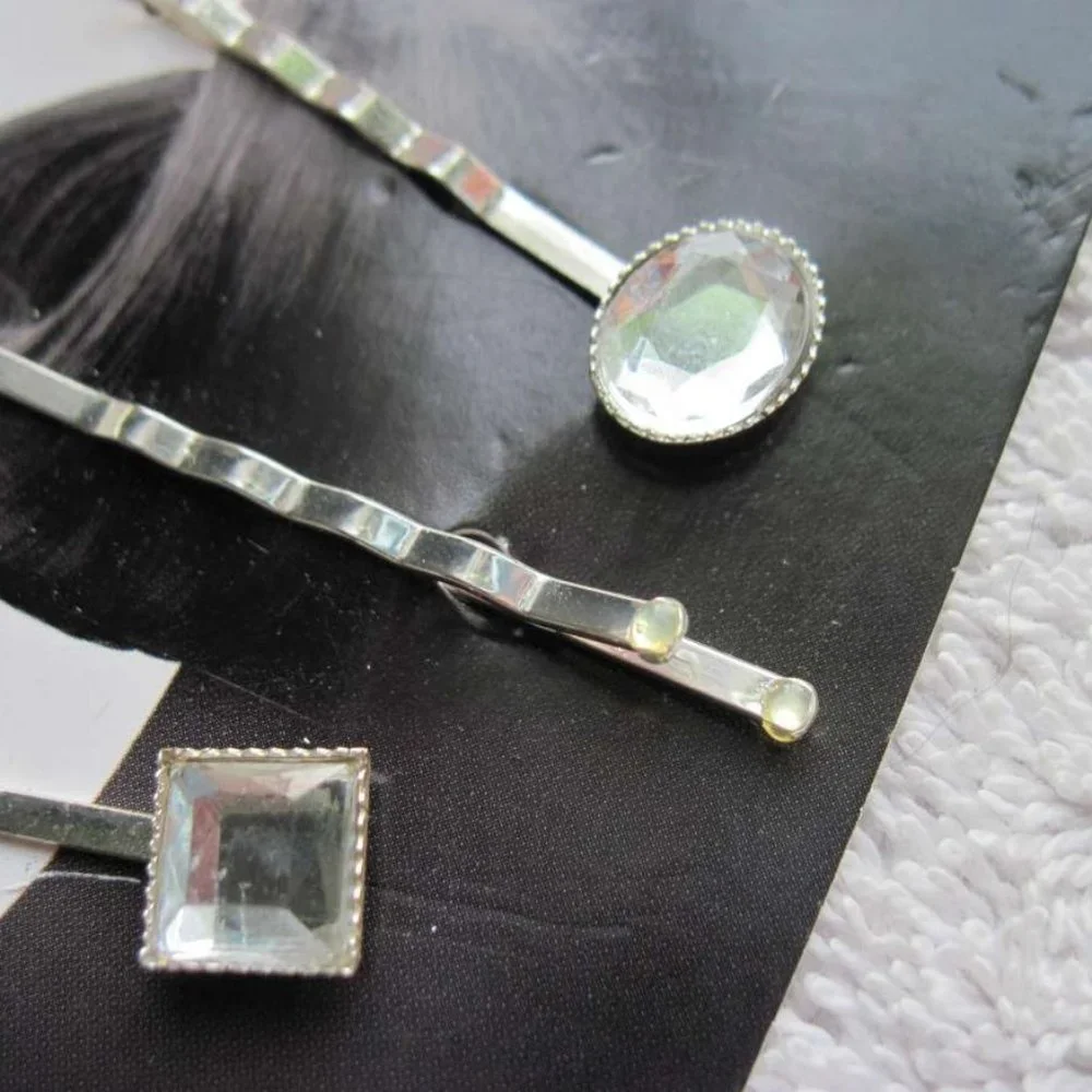 3 Goody Shiny Silver Diamond Gem Bow Oval Metal Collins Bobby Slide Hair Pins
